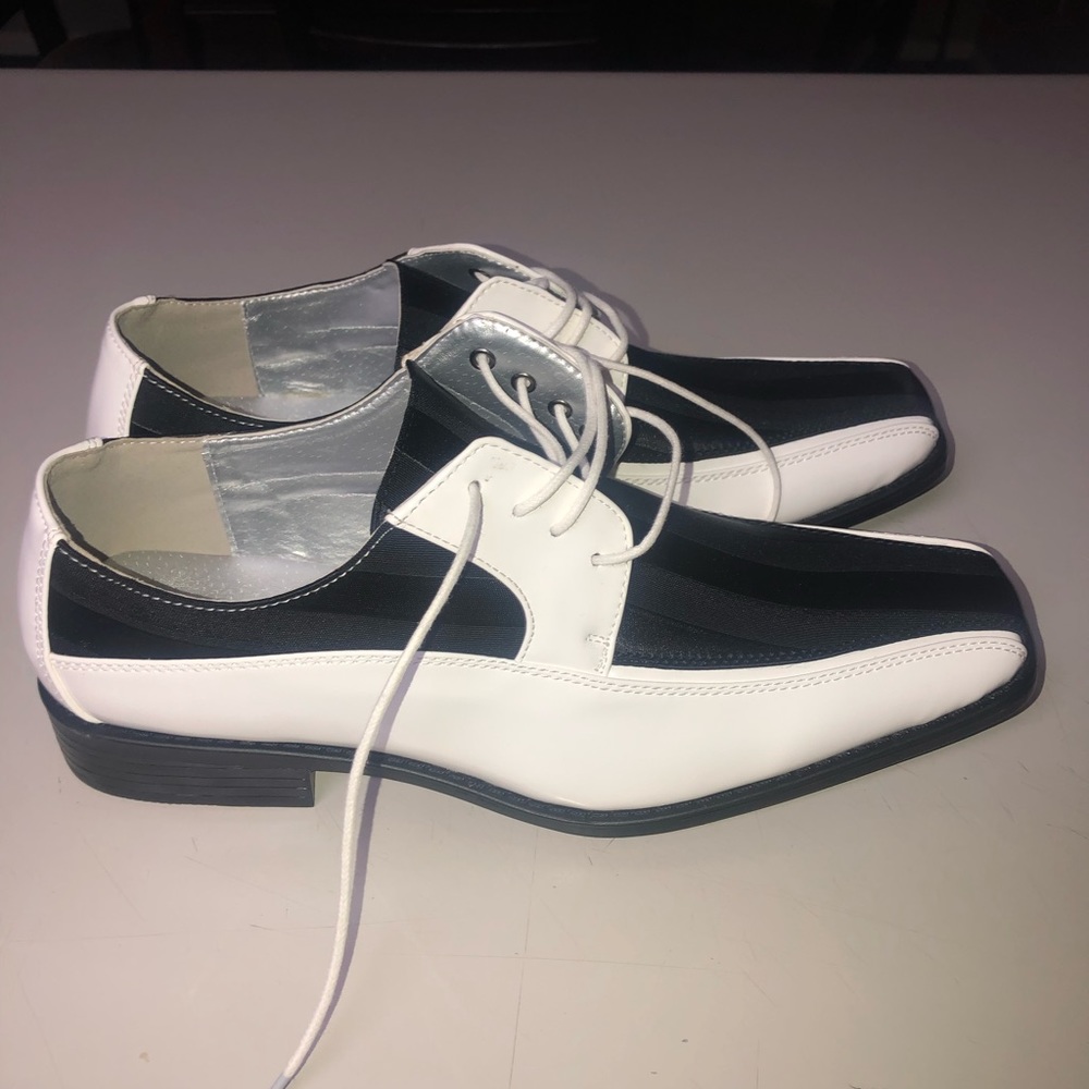 Brand new Vittorio dress shoes for men